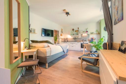Cozy House - fietsverhuur, eigen keuken en badkamer - Housity