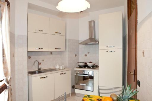 Pinky House - Housity