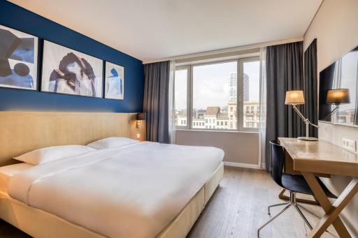 Park Inn by Radisson Antwerp City Centre - Housity