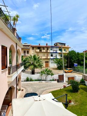 Appartamento primo piano Lungomare - Housity