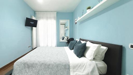 Light Blue House - Housity