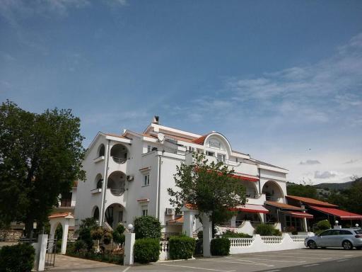 Guest house Garfild 2 - Housity