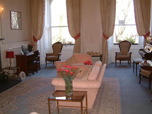 Terrace hotel - Housity