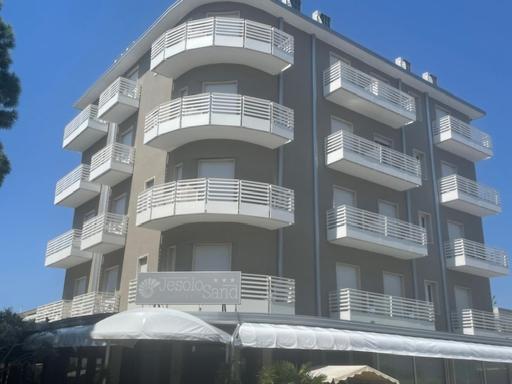 Hotel Jesolo Sand - Housity