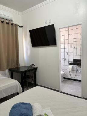 Hotel Redentora Plaza - Housity