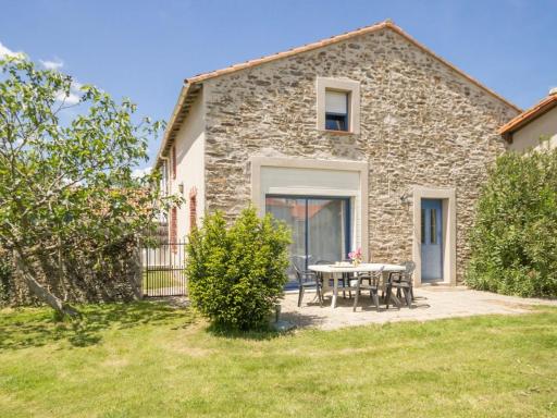 Gîte rénové sur domaine viticole bio, proche de Nantes et Pornic, jardin clos, vélos à disposition - FR-1-306-1035 - Housity