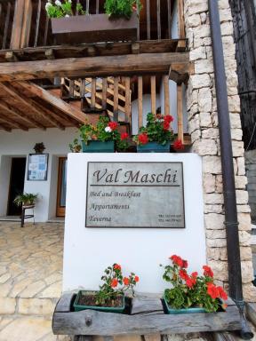 B&B Val Maschi - Housity