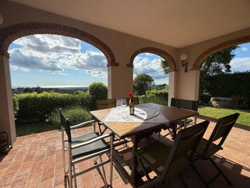 Podere Morena with sea view, private terrace by ToscanaTour Greg - Housity