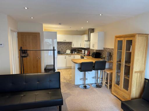 Peaceful, Sleeps 5, Parking, Beautiful Semi Rural, Beacon Park, Golf, Upholland - Housity