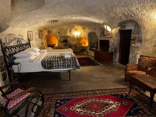 Cave Art Cappadocia - Housity