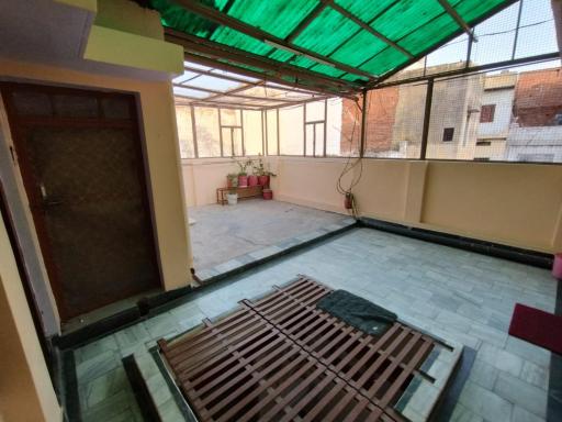 Heritage Homestay At Old City Near Holy Ganges - Housity