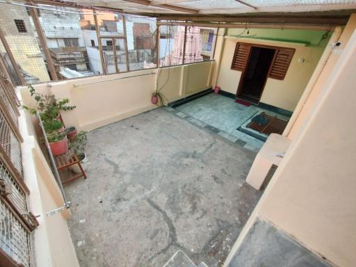 Heritage Homestay At Old City Near Holy Ganges - Housity