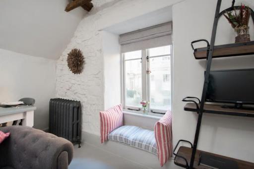 Milliners Cottage - Housity
