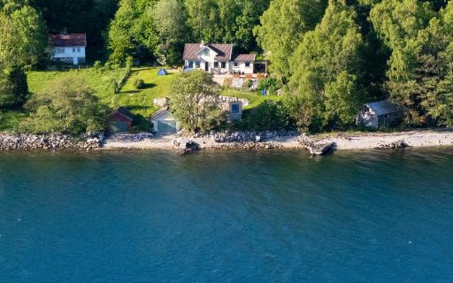 Beautiful Beach line Cabin with sauna near Pulpit Rock - Housity