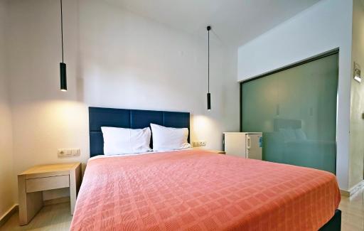 Pasiphae Hotel - Housity