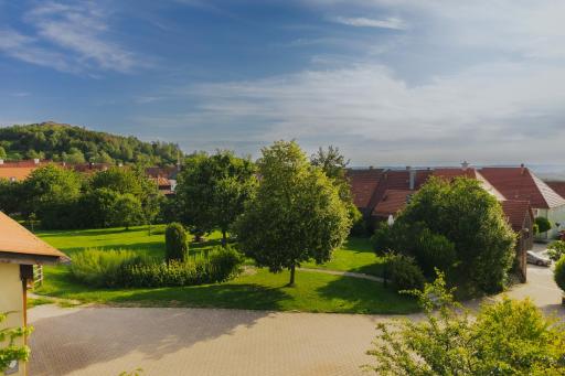 Landgasthof Zum Hirschen Betriebsgesellschaft mbH - Housity