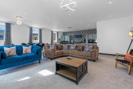 Luxe 5 Bedroom Guardbridge House - St Andrews - Housity