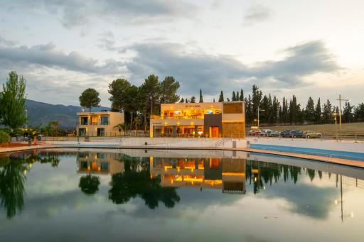 Hotel Boutique MANANTIAL DE CELA - Housity