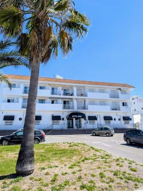 Hotel Bari - Housity