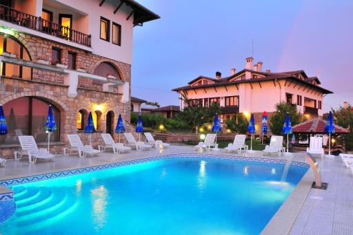 Hotel Winpalace - Housity