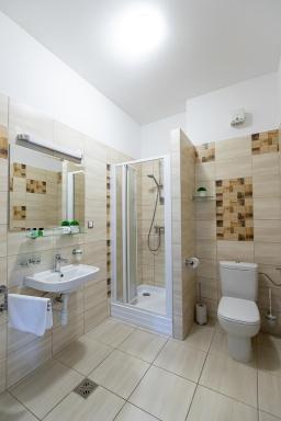 Hotel Clariss - Housity