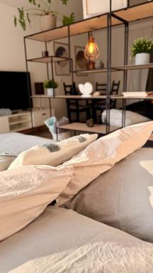 'Das kleine Feine' - Ruhige, helle Ferienwohnung mit Parkplatz und Balkon - Housity