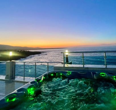 AGATA BEACH Boutique Adult Only - Housity