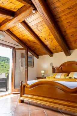 Villa Saige , piscina ad uso esclusivo, con idromassaggio - Housity