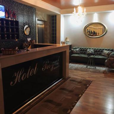 Royal Hotel - Housity