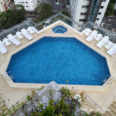 Apartamento en Bocagrande - Piscina, Jacuzzi y Mar - Housity