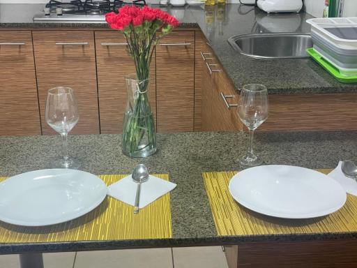 Elegante suite amoblada - Park La Carolina cerca Hotel Dann Carlton - Housity