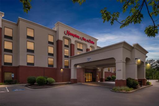 Hampton Inn & Suites Richmond/Virginia Center - Housity