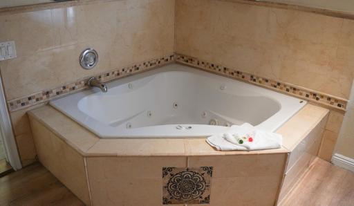 777 Motor Inn - Housity