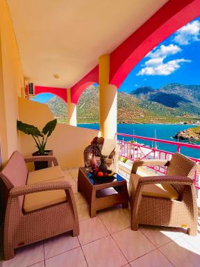 Bella Vista - Housity