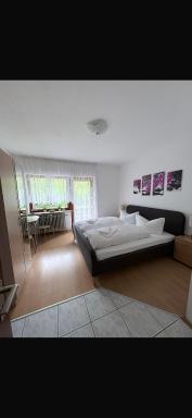 Schatzn Hof - Housity