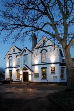 Thomas Paine Hotel - Housity