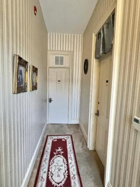 Historic Sion Bass Guest House - Housity