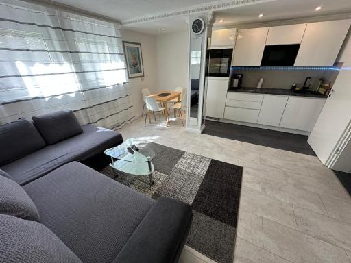 Ruhige geräumige Wohnung - Housity