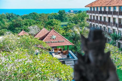 New Kuta Hotel by LORIN - Housity