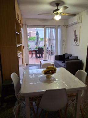 Appartement proche mer avec piscine - Housity