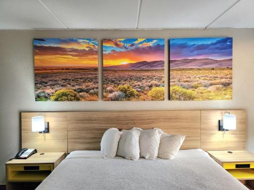 Days Inn by Wyndham Houston - Housity