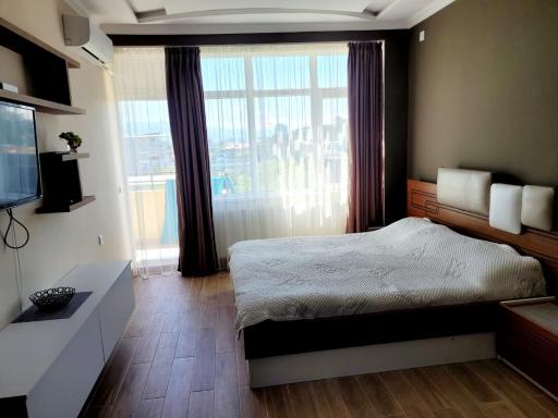 Zuras Apartment Kobuleti - Housity