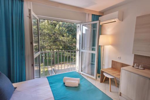 Villa without balcony - Hotel & Resort Adria Ankaran - Housity