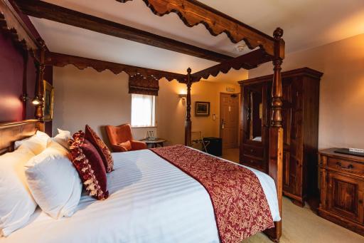 The Auberge - Housity
