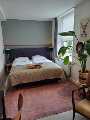 Beach Bed & Brasserie Het Kosthuys - Housity