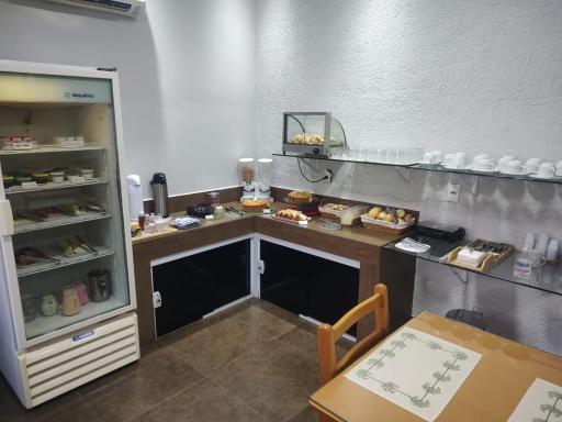 Hotel Redentora Plaza - Housity