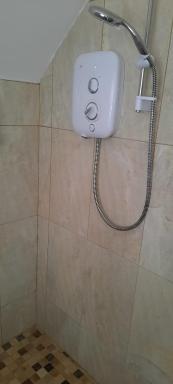Lovely 2 Bed Garden Level Apartment Blackrock - Housity