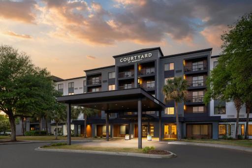 Courtyard by Marriott Myrtle Beach Barefoot Landing - Housity