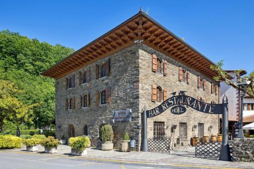 Hotel Venta de Etxalar - Housity