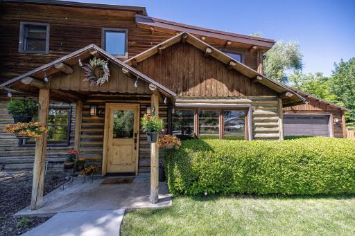 Engen Hus Bed and Breakfast - Housity